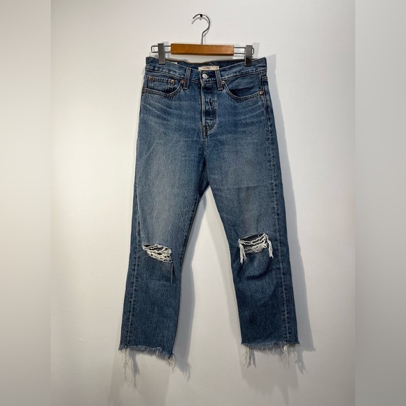 Levi's Wedgie Cropped Fray Hem Distressed High Waist Button Fly Blue Jeans 27 - Picture 5 of 9